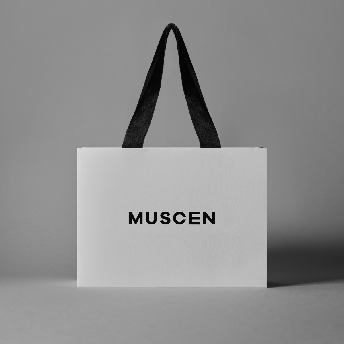 MUSCEN  Signature Gift Bag L (L size)