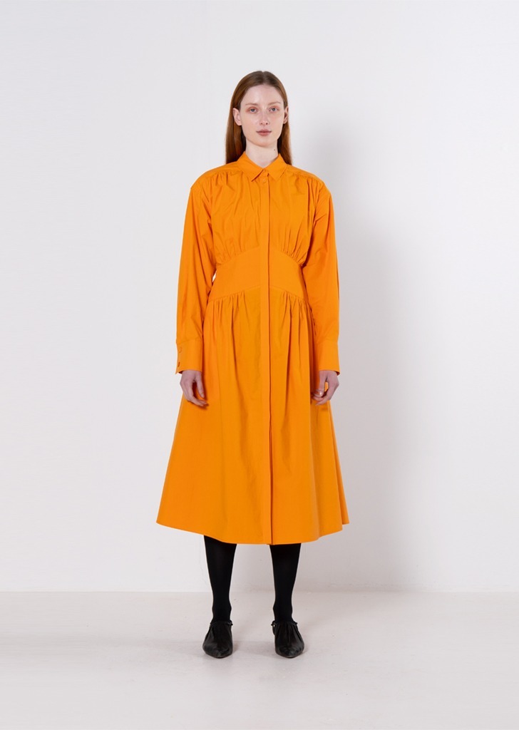[에민앤폴] 오렌지 볼륨 웨이스트 포인트 드레스