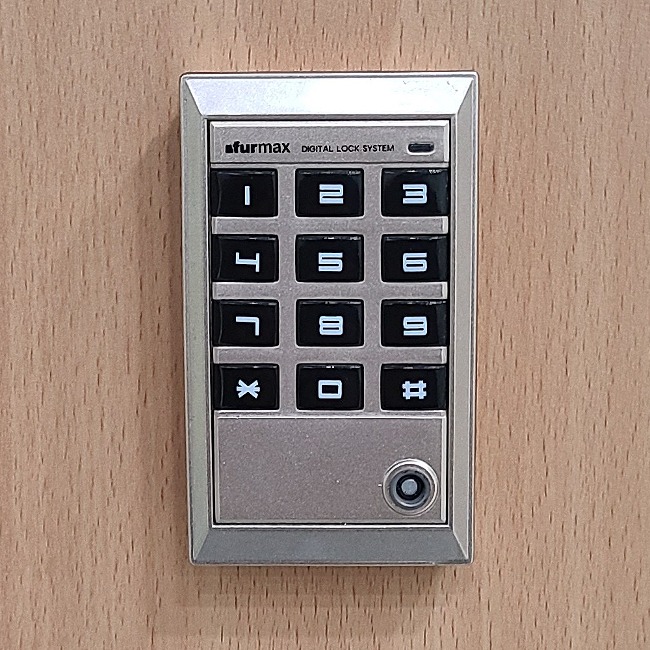 사물함 열쇠 퍼맥스 디지털 키 우측형 좌측형 양문형 전자키 번호 시건장치 락커 자물쇠 캐비넷 개인사물함 보안