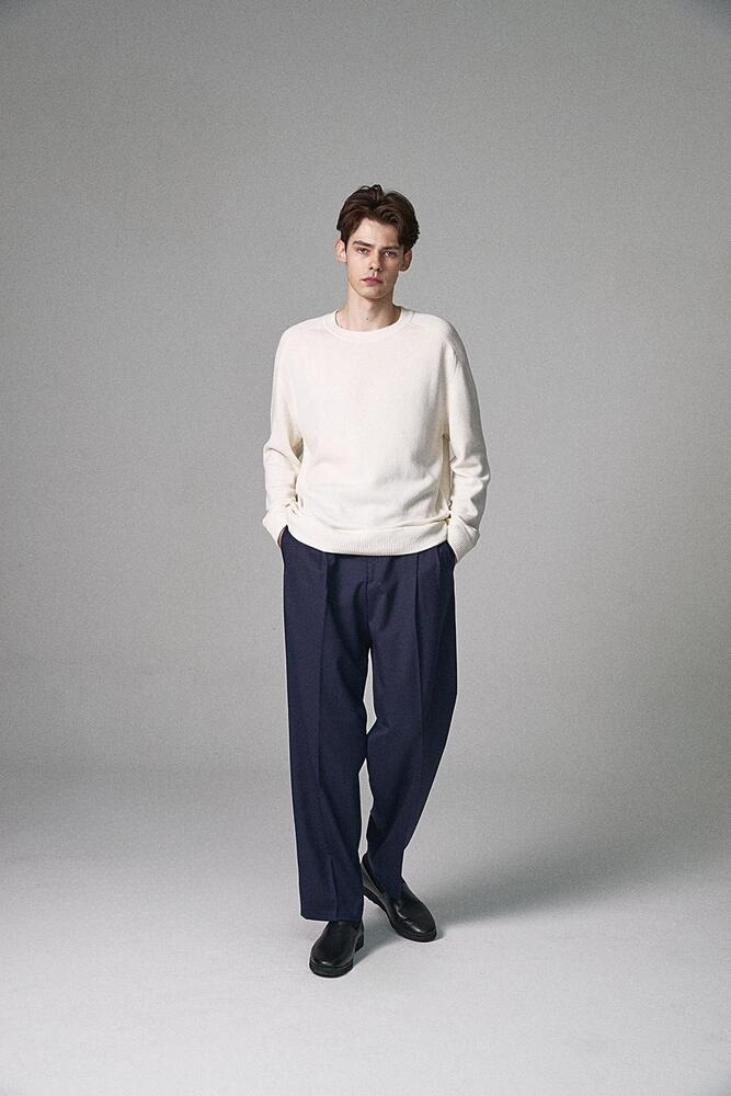 WOOL-BLEND PLEATED TROUSERS - NAVY