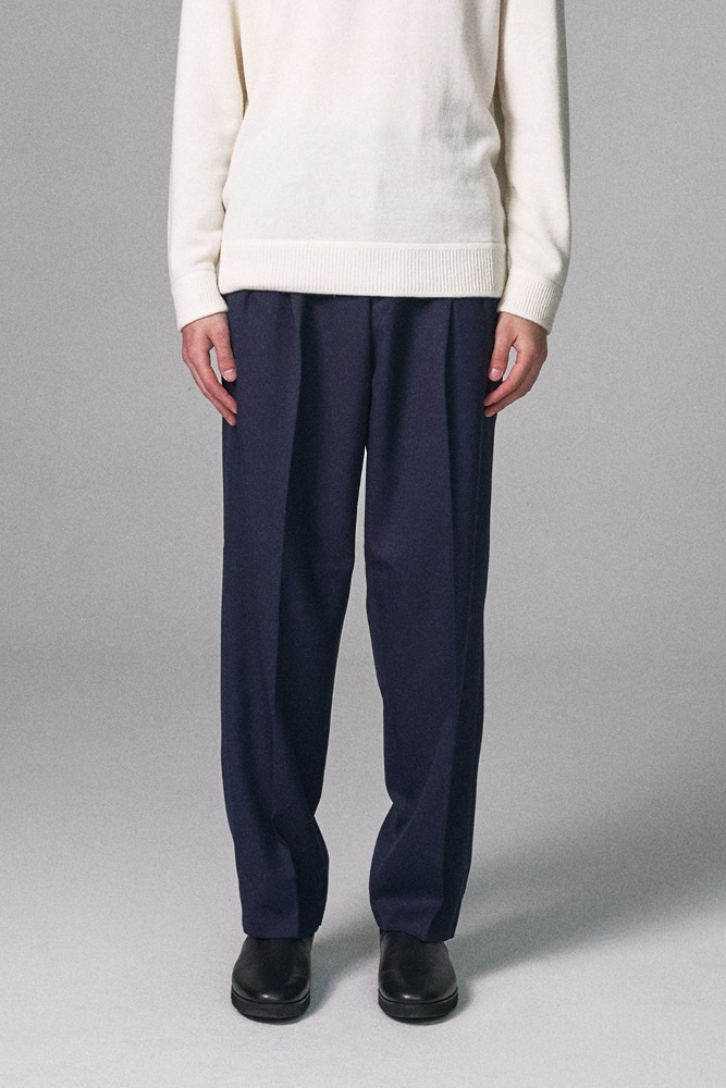 WOOL-BLEND PLEATED TROUSERS - NAVY