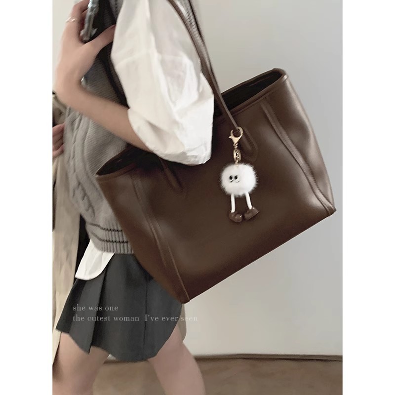 캐릭터 팬던트 쇼퍼 숄더백 보부상 여성 핸드백 출근 데일리 가방