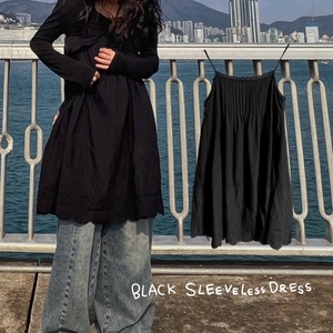 Black Sleeveless Dress 검정 민소매 무채색 코디 레이어드 원피스