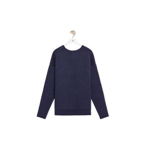 로에베 남성 니트웨어 Open back sweater in wool Navy Blue H526Y14KFE-5110