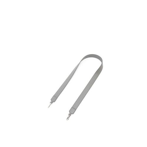 로에베 여성 기타액세서리 LOEWE strap in satin calfskin Pearl Grey C704W77X02-1150