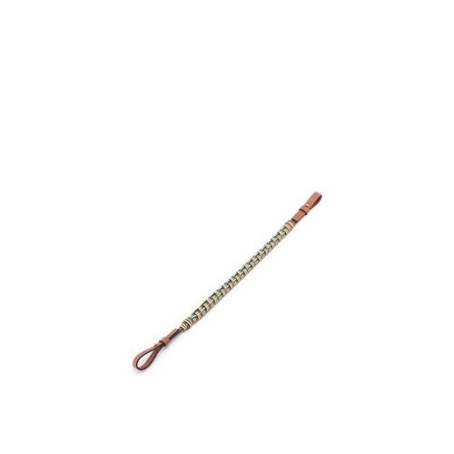 로에베 남성 기타액세서리 Woven short strap in classic calfskin Tan/Multicolor C885S75X03-2904