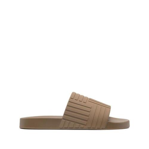 보테가베네타 남성 샌들 슬리퍼 brown Slider rubber sandals 18592545_690105V1O602895