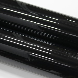 퀸하우징 인테리어필름 고광택 유광 블랙 HQ103