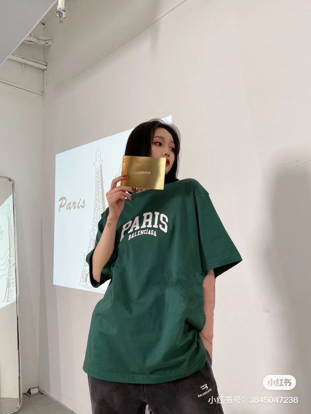 반팔 티셔츠 모델 착용 이미지-S1048L5