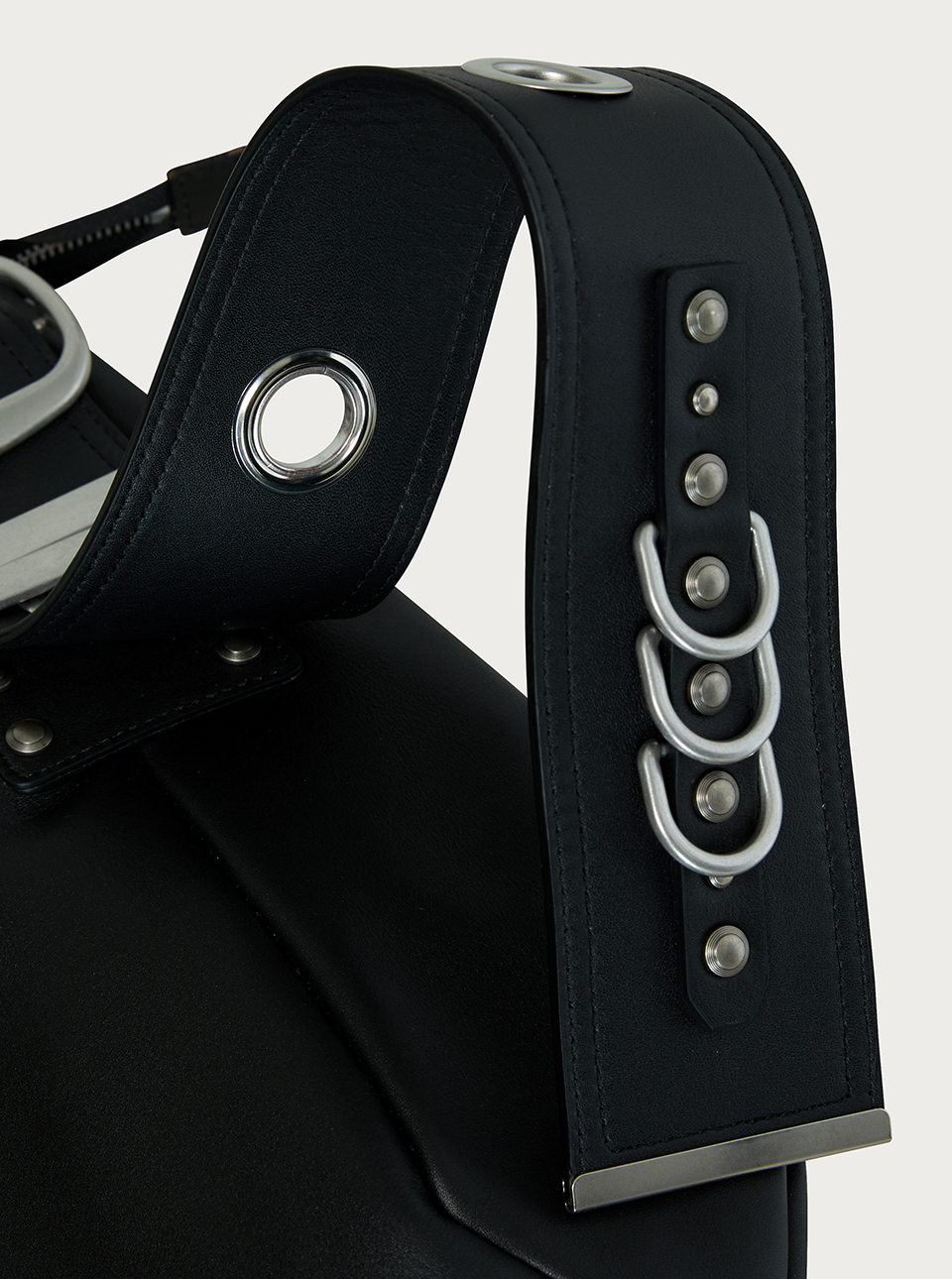3RD) BELLA WIDE STRAP HOBO BAG BLACK - vacantarchive