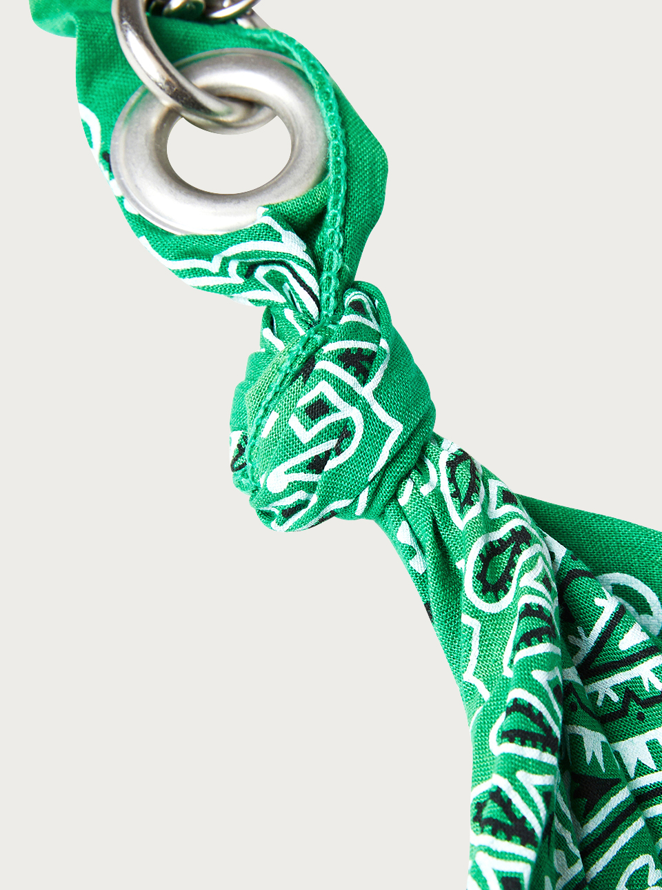 DYED BANDANA KEYRING RED - vacantarchive