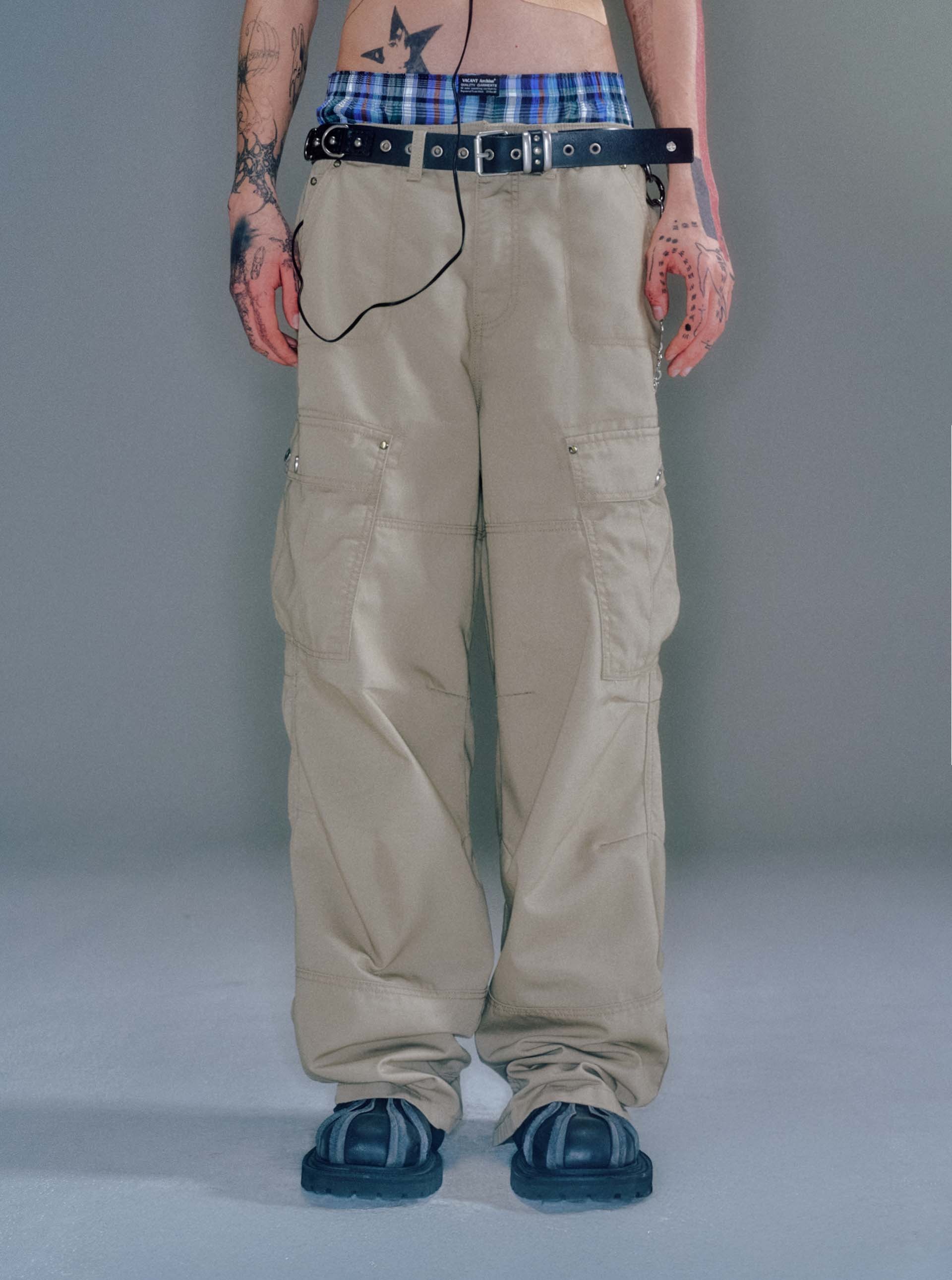 パンツ VACANT Archive : 25SS / WAYEN MILITARY CARGO PANTS (BEIGE) MEN WAYEN MILITARY CARGO PANTS BEIGE - vacantarchive