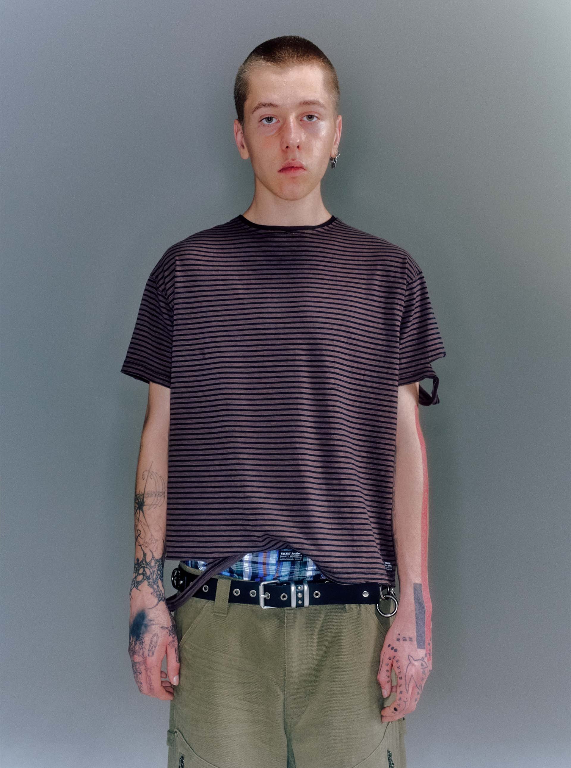 【VACANT ARCHIVE】OVAN DAMEGED STRIPE T-SHIRT MEN OVAN DAMEGED STRIPE T-SHIRT BROWN - vacantarchive