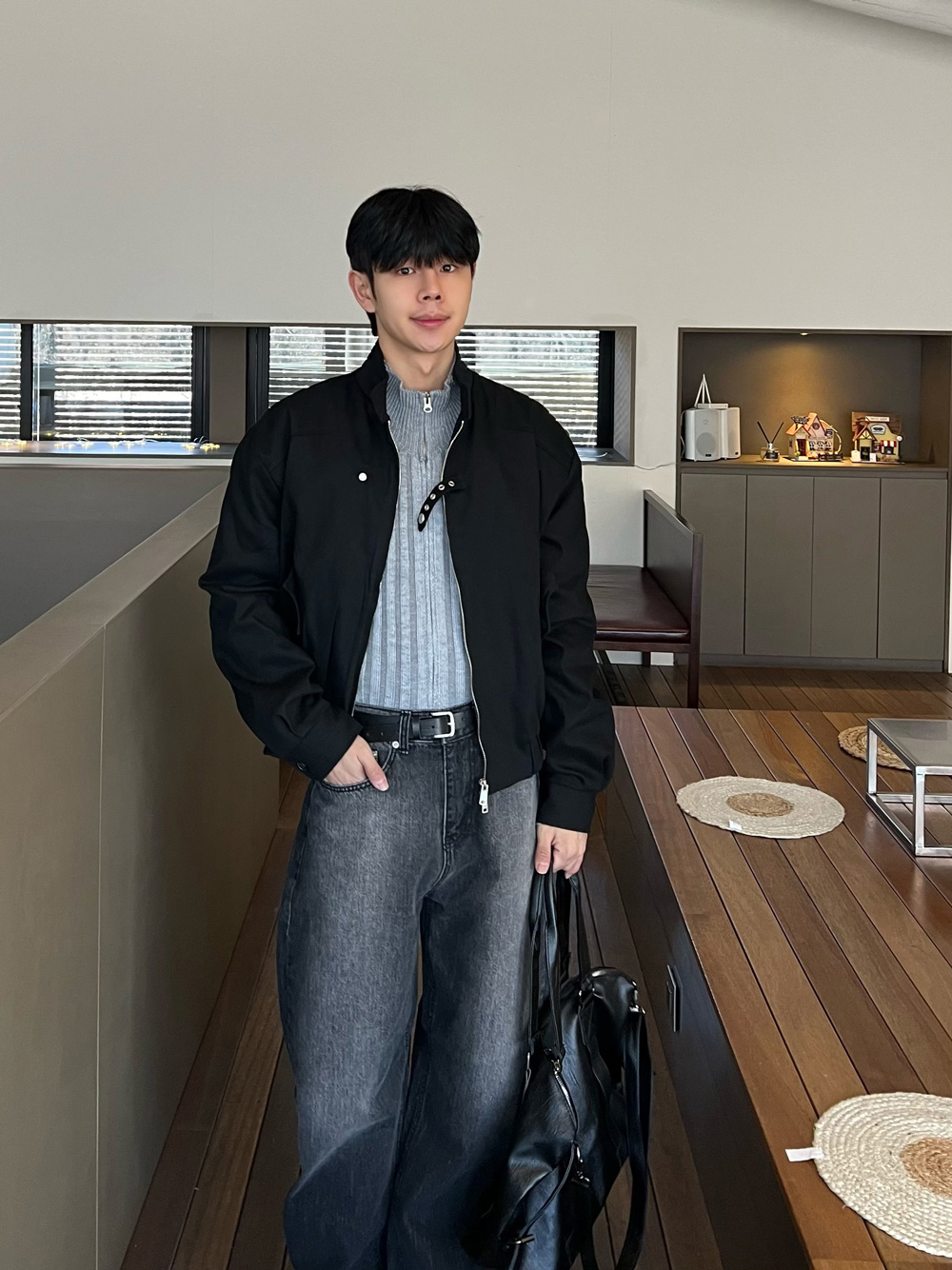 재킷 모델 착용 이미지-S1L17