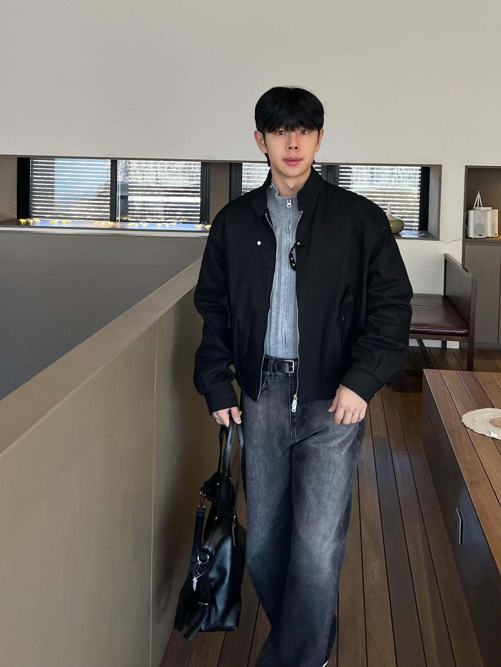 재킷 모델 착용 이미지-S1L9