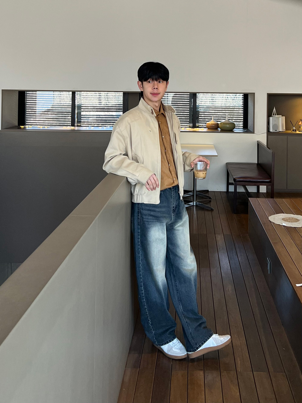 재킷 모델 착용 이미지-S1L35