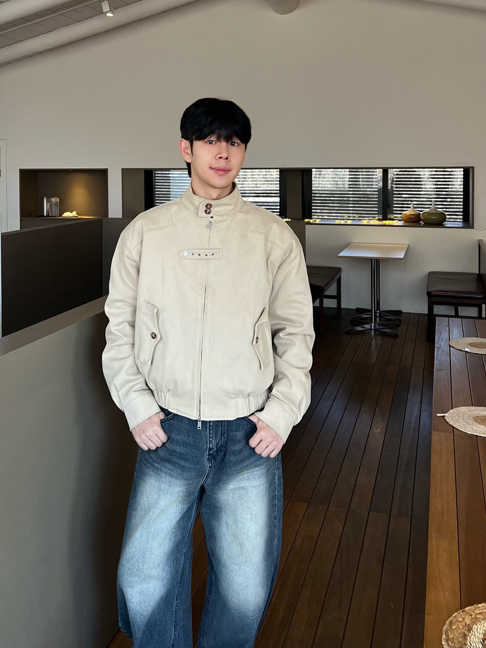 재킷 모델 착용 이미지-S1L47