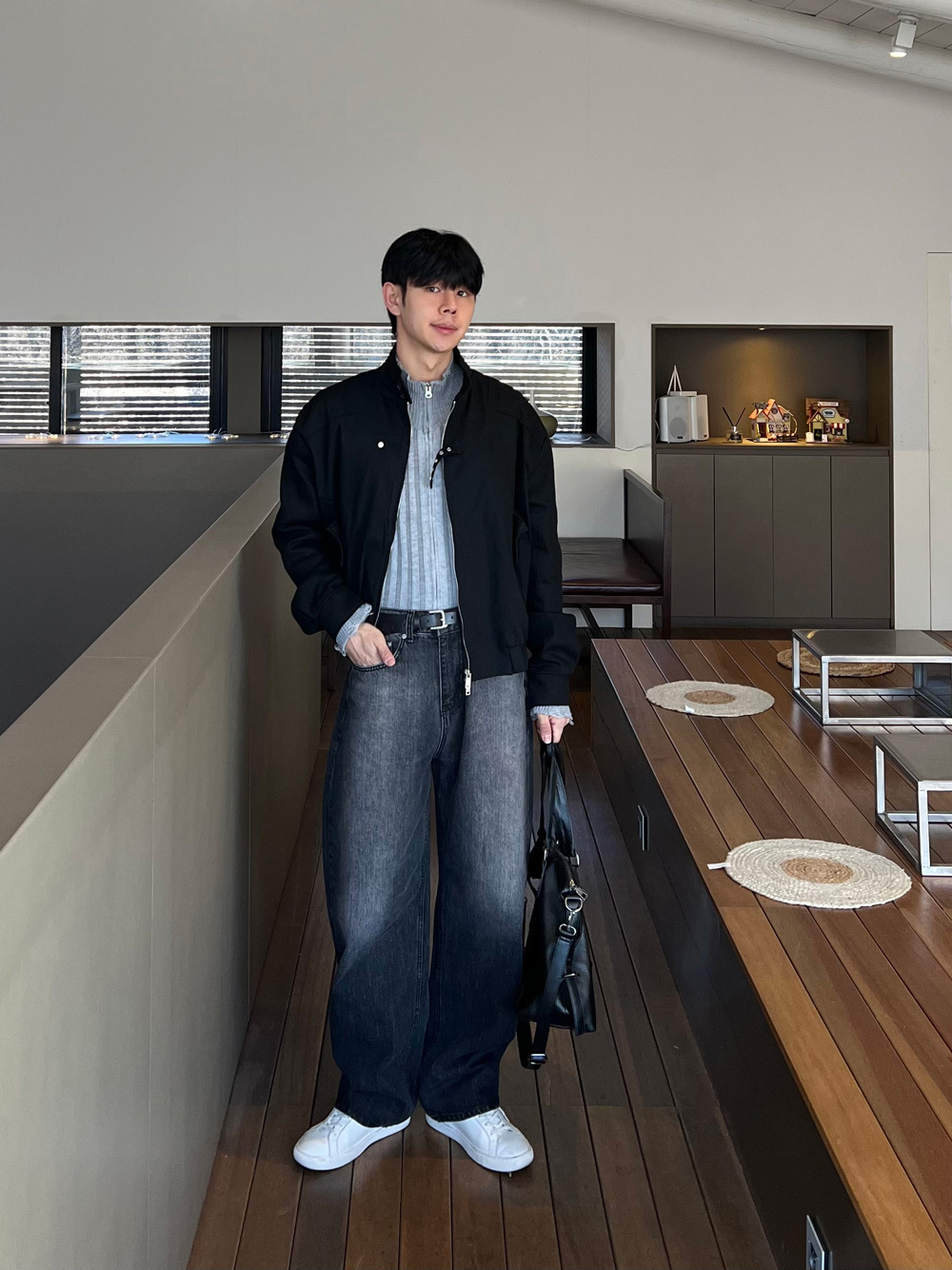 재킷 모델 착용 이미지-S1L12