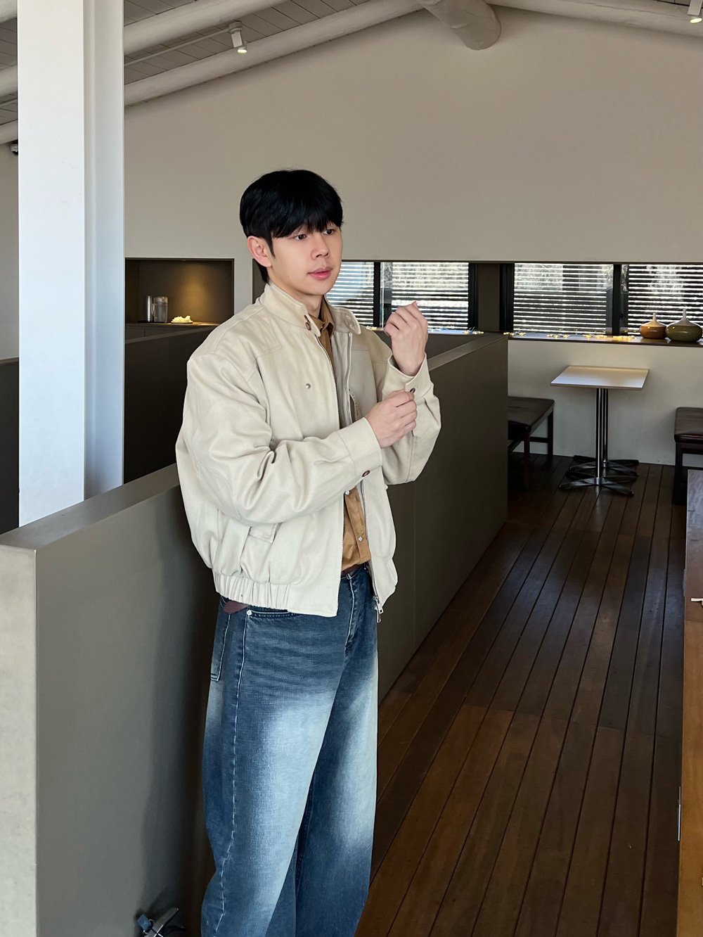 재킷 모델 착용 이미지-S1L40