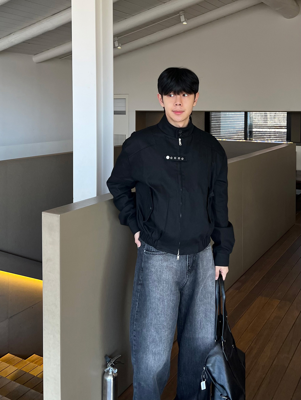 재킷 모델 착용 이미지-S1L10