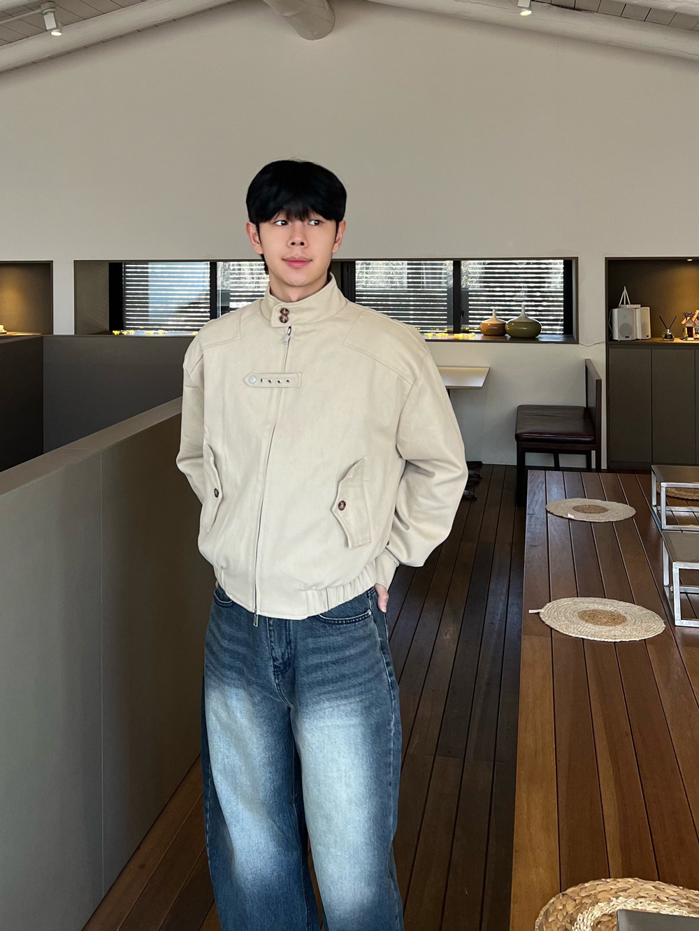 재킷 모델 착용 이미지-S1L34