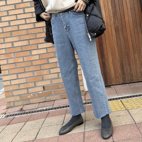 (당일 전체속밴딩) 파인 컷팅 스판 연청데님(3사이즈)