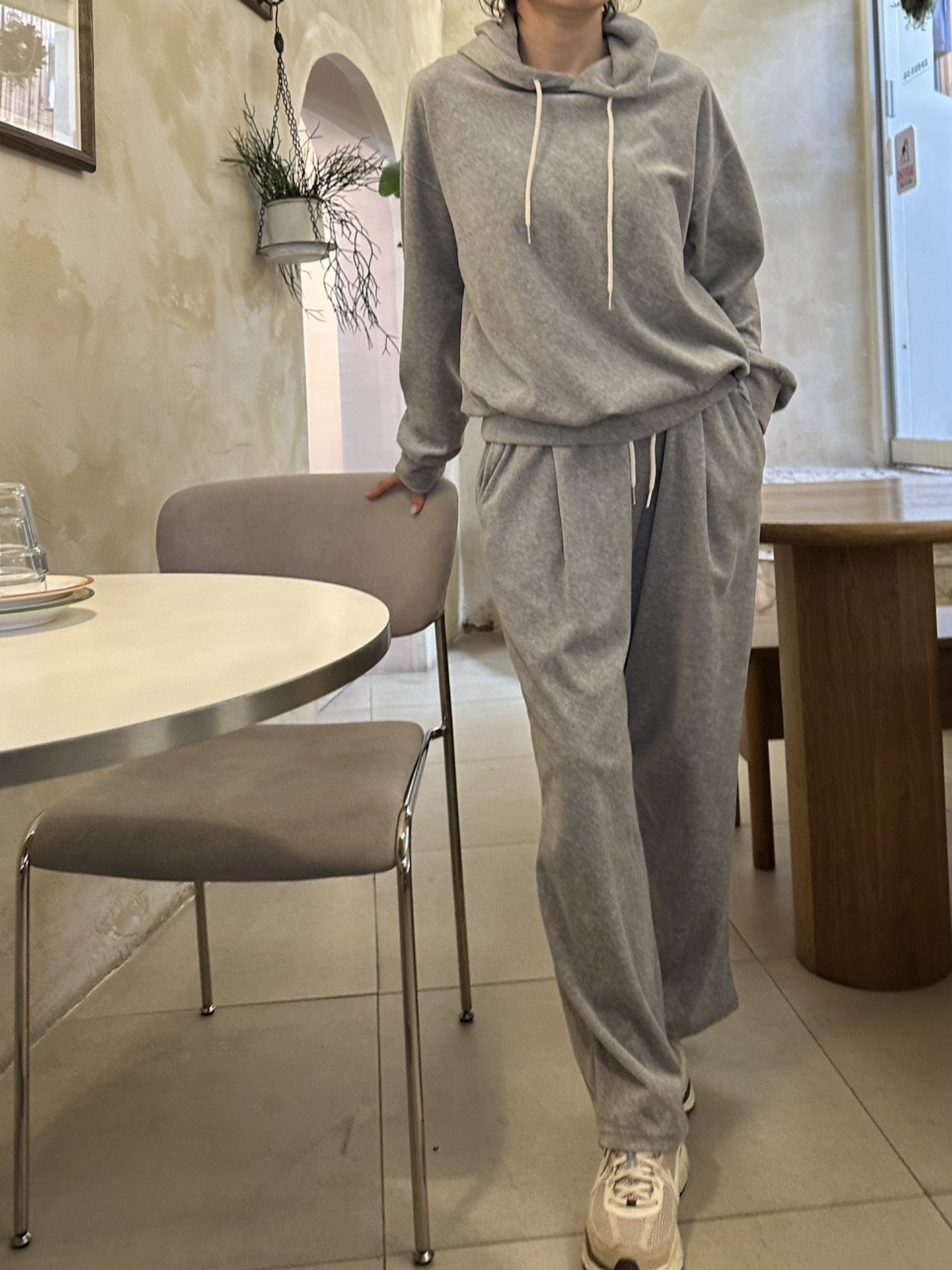 벨로아 핀턱 밴딩팬츠