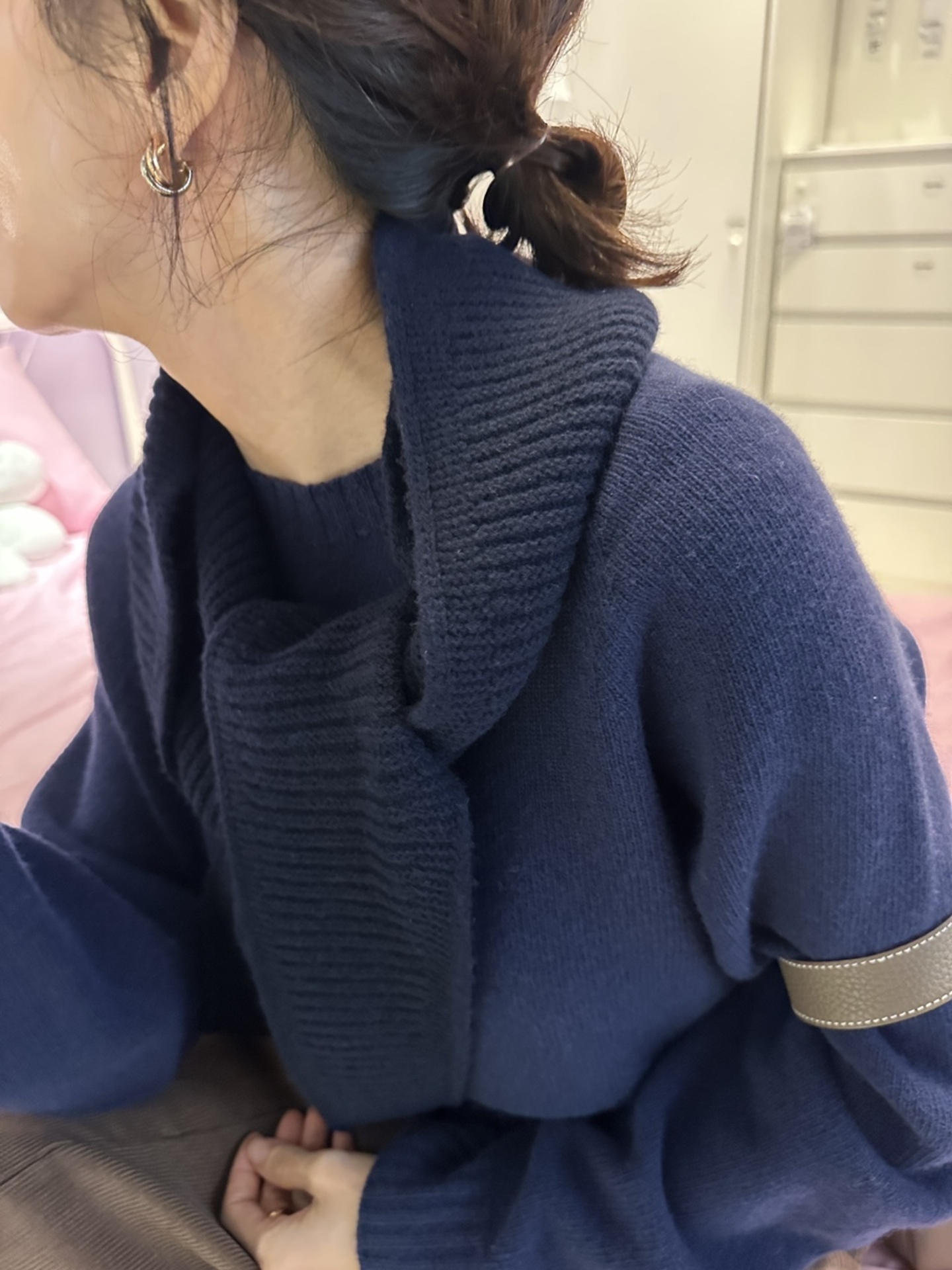 후드 타이 머플러