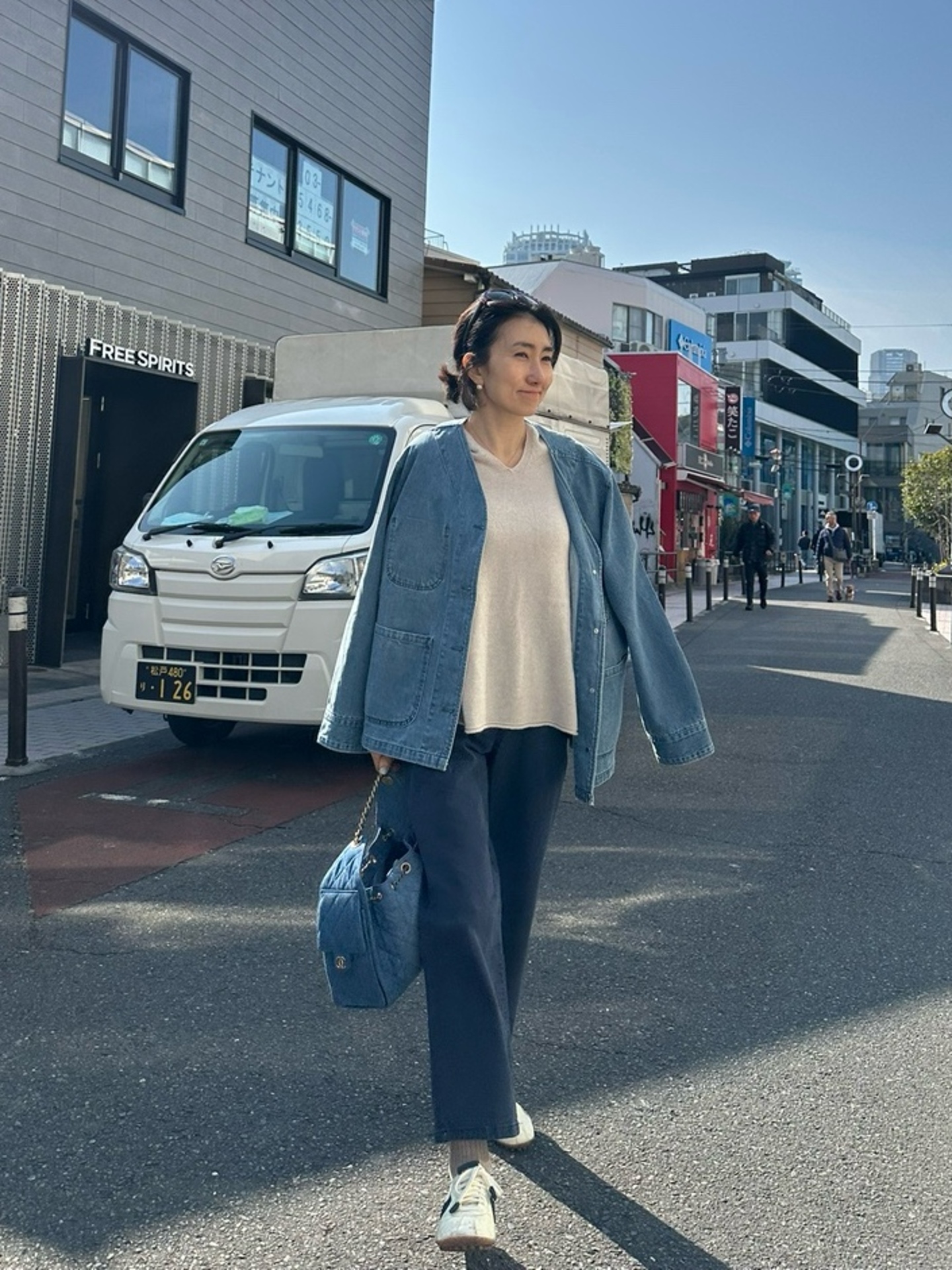 포터 브이넥 데님 자켓