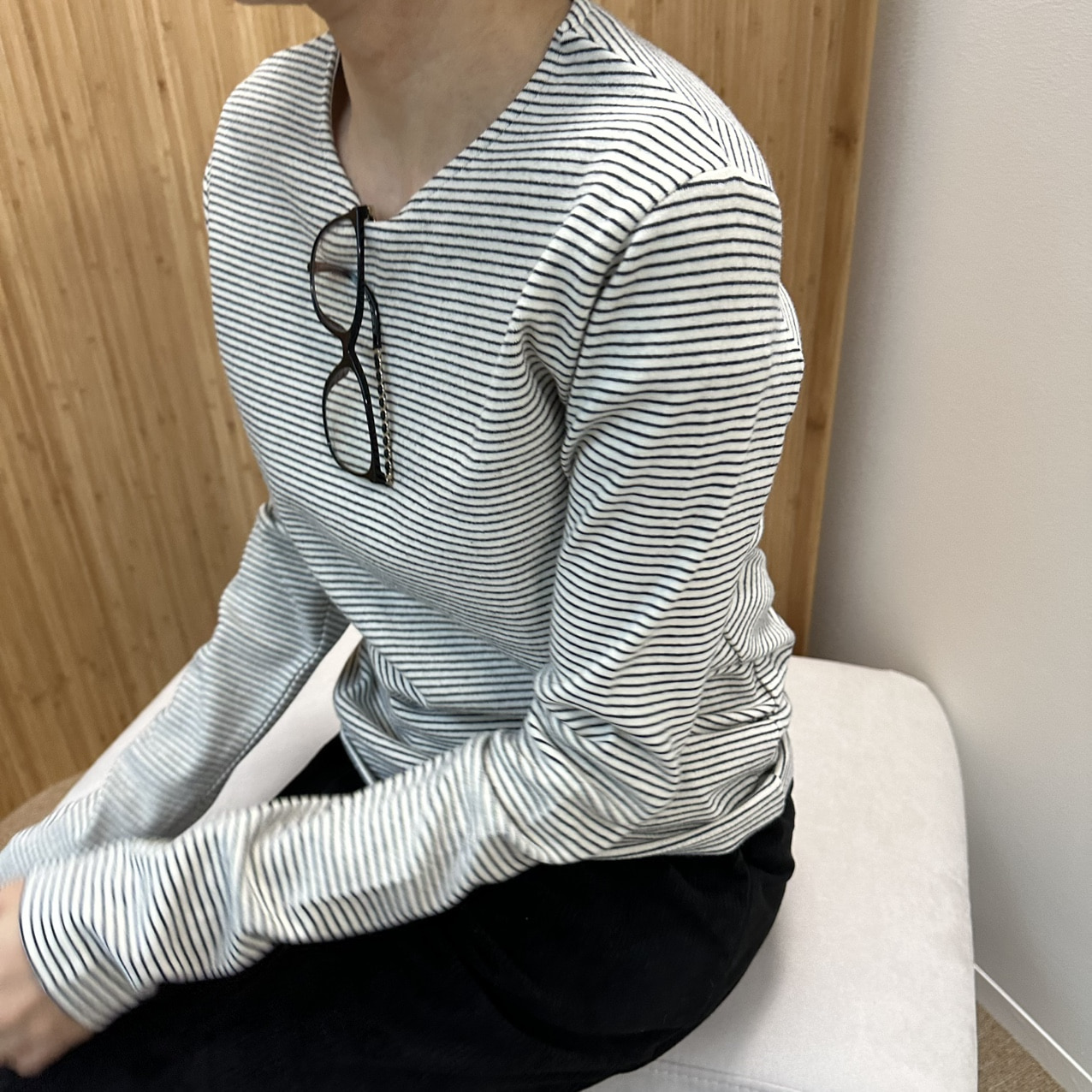 핀스트라이프 피치 기모 티셔츠