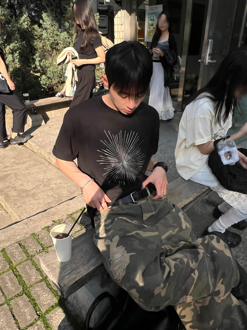 반팔 티셔츠 모델 착용 이미지-S1L19