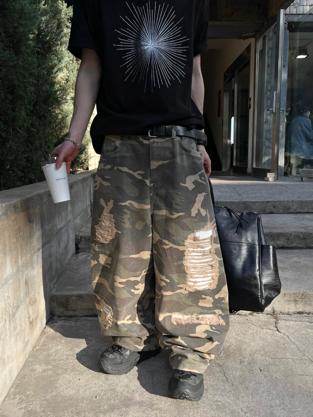 바지 모델 착용 이미지-S1L25