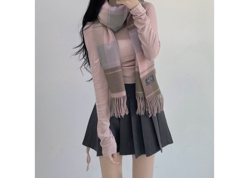 머플러 모델 착용 이미지-S1L19