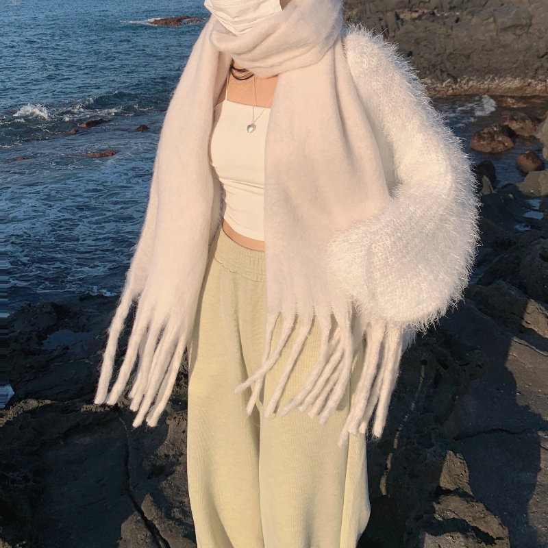 머플러 모델 착용 이미지-S1L14