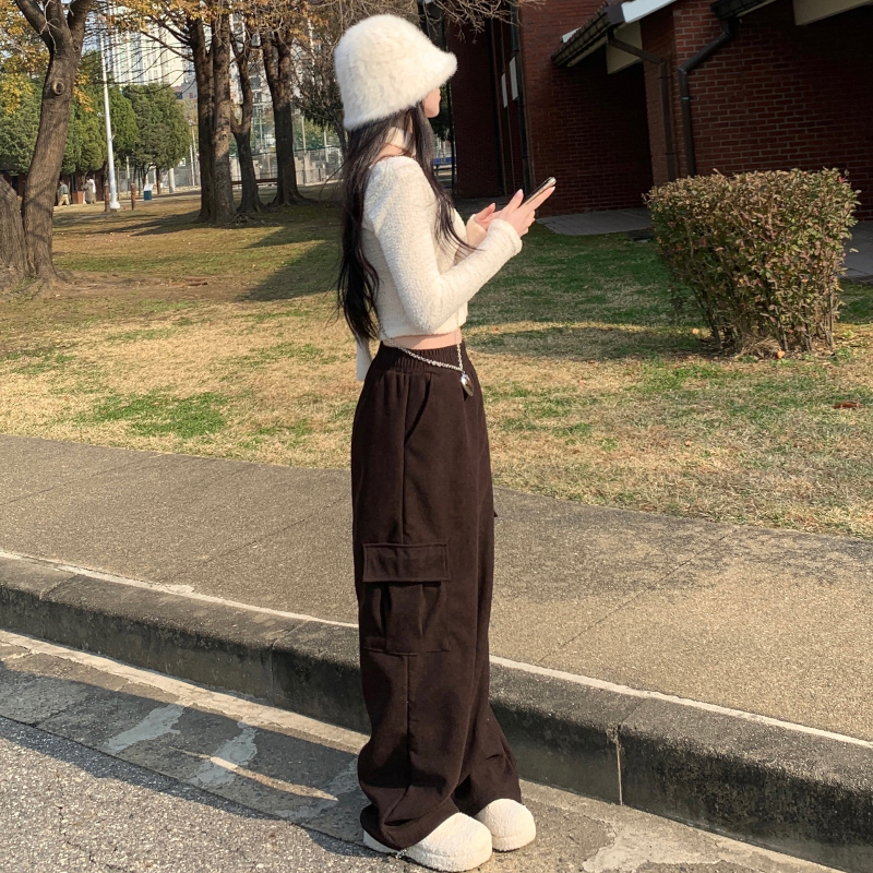 바지 모델 착용 이미지-S1L33