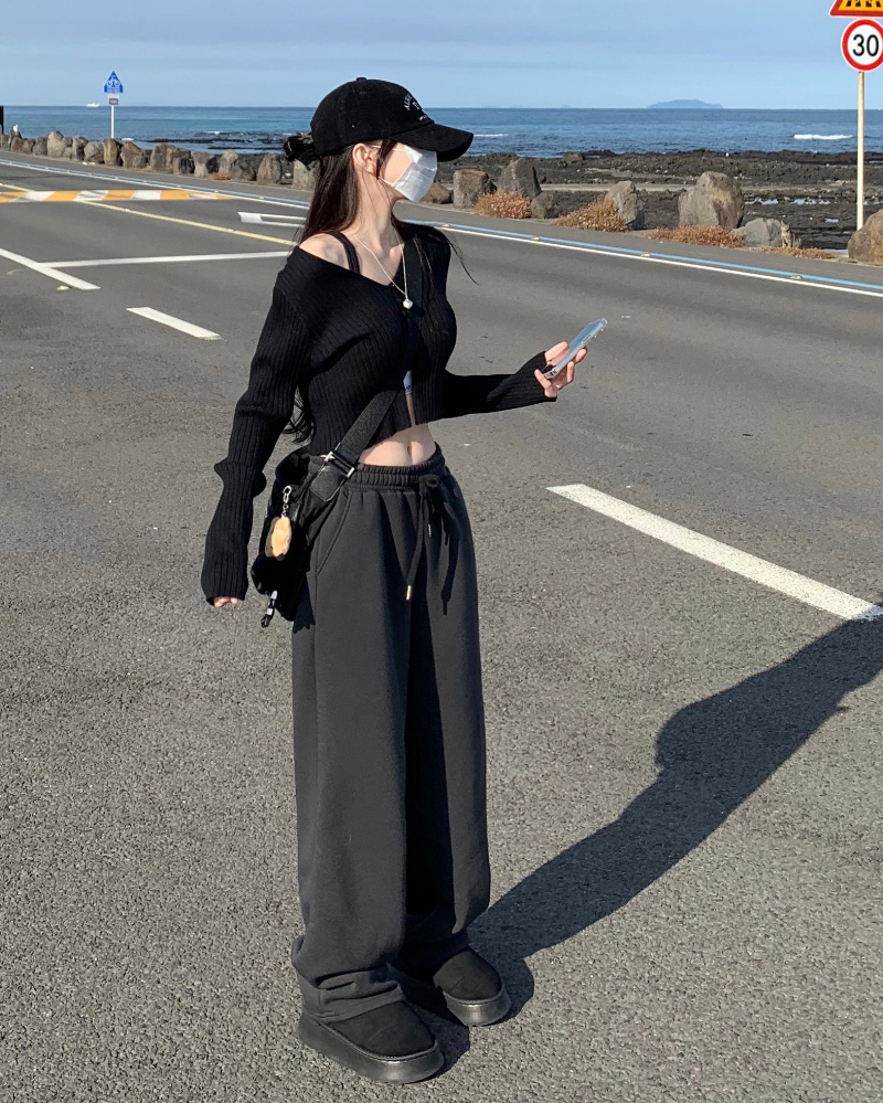 바지 모델 착용 이미지-S2L17