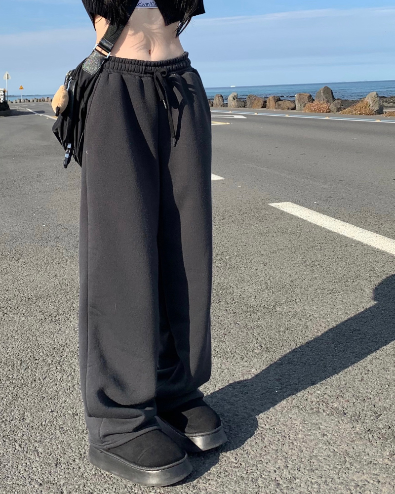 바지 모델 착용 이미지-S2L16