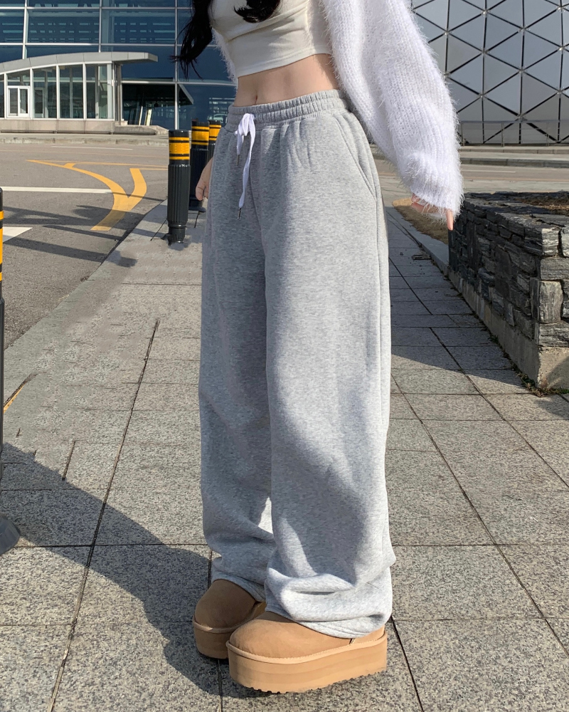 바지 모델 착용 이미지-S2L9