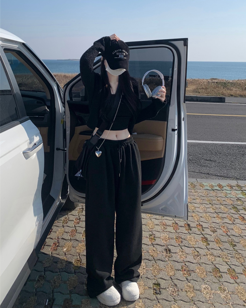 바지 모델 착용 이미지-S2L21