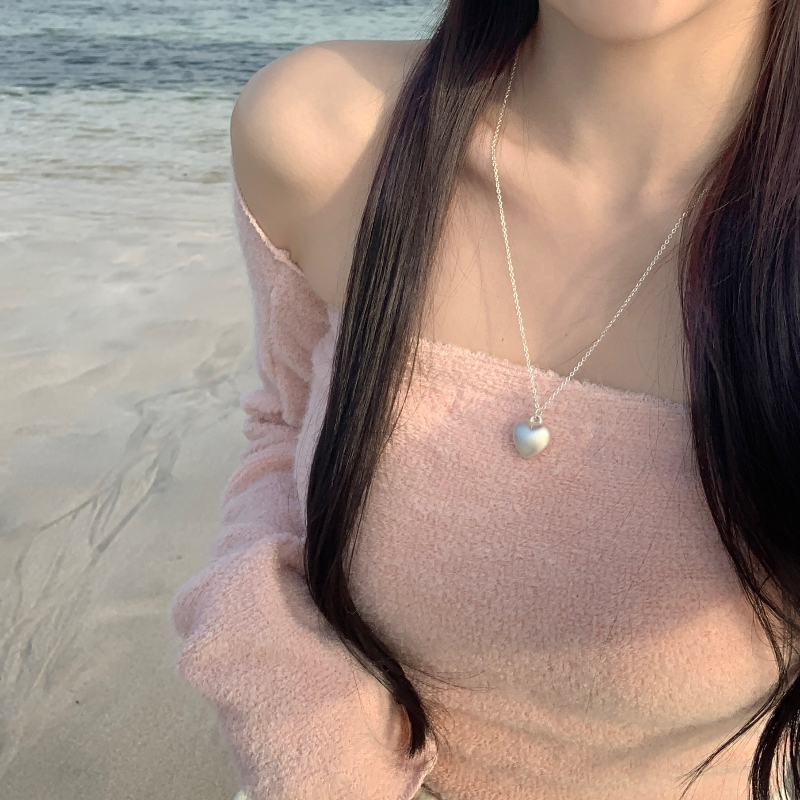 악세사리 모델 착용 이미지-S1L6