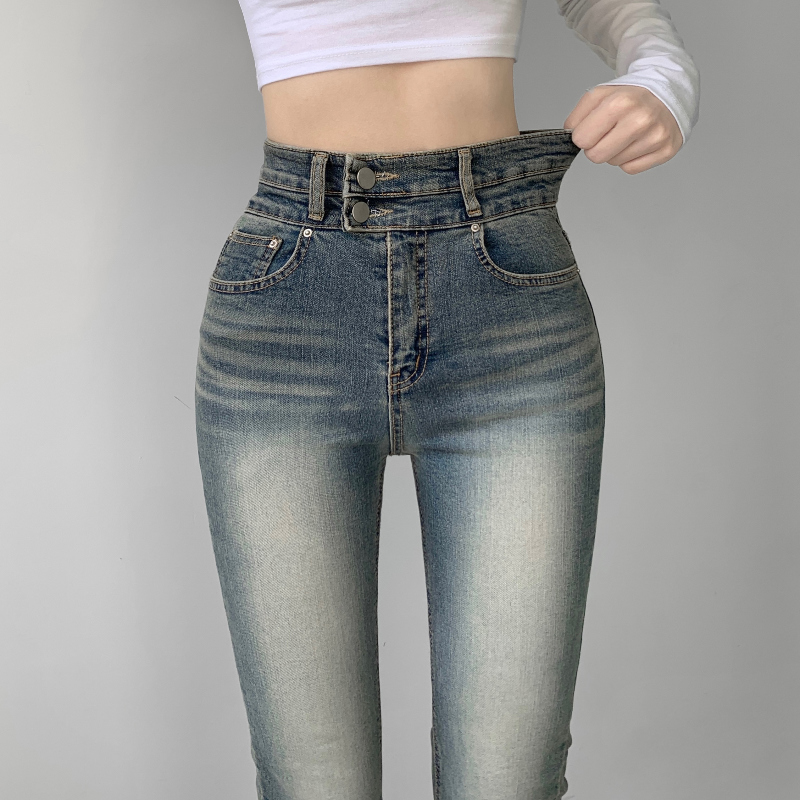 ツーボタンウォッシュブーツカットグレーデニムパンツ