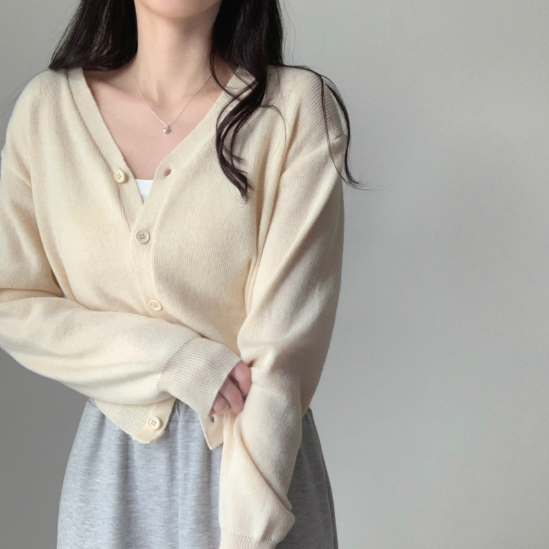 카디건 모델 착용 이미지-S4L9
