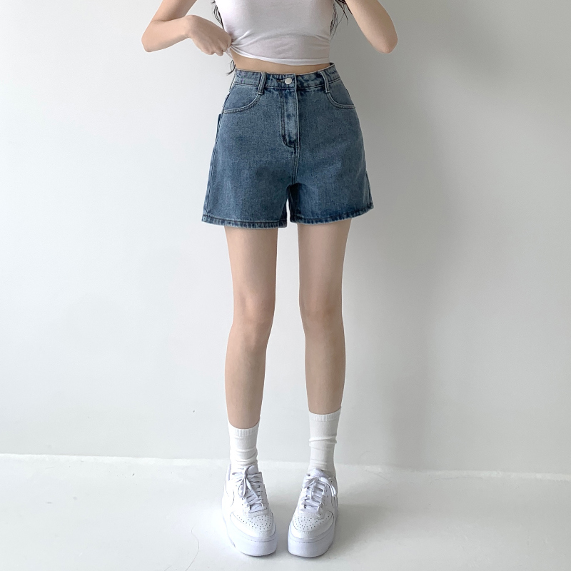 반바지 모델 착용 이미지-S1L7