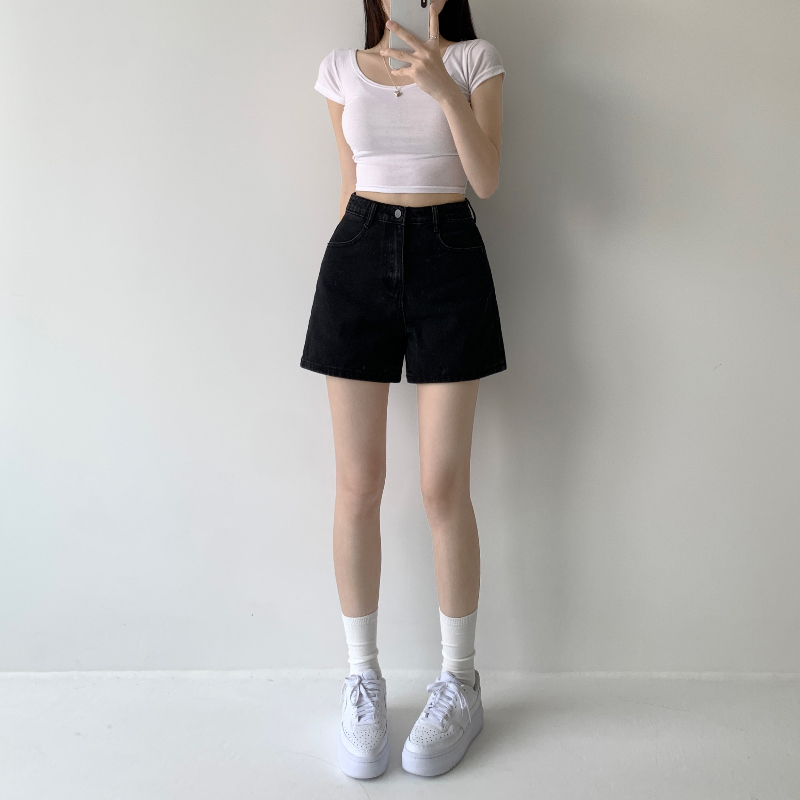 반바지 모델 착용 이미지-S1L26