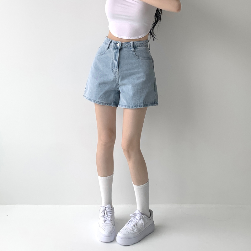 반바지 모델 착용 이미지-S1L14