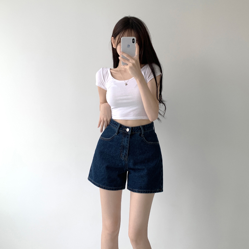 반바지 모델 착용 이미지-S1L23