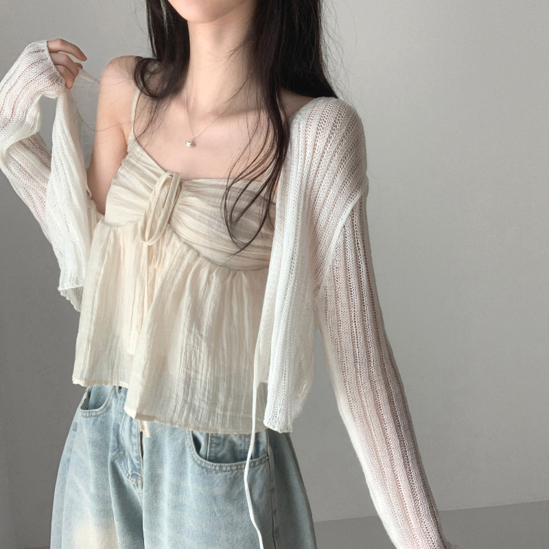 민소매 모델 착용 이미지-S1L8