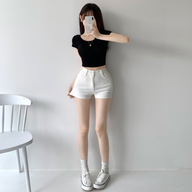 반바지 모델 착용 이미지-S4L20