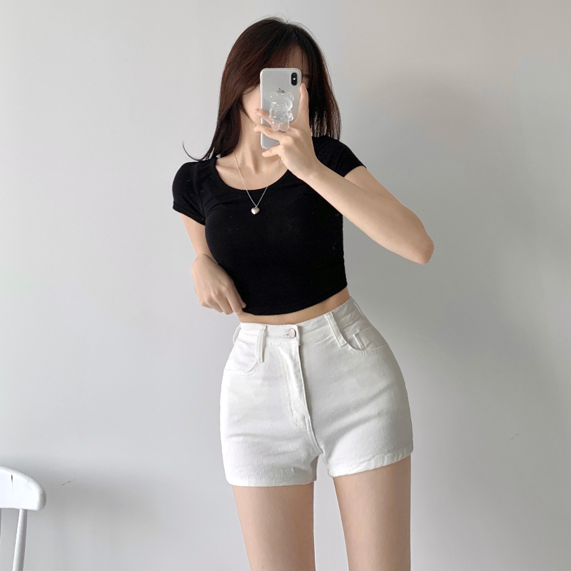 반바지 모델 착용 이미지-S4L17