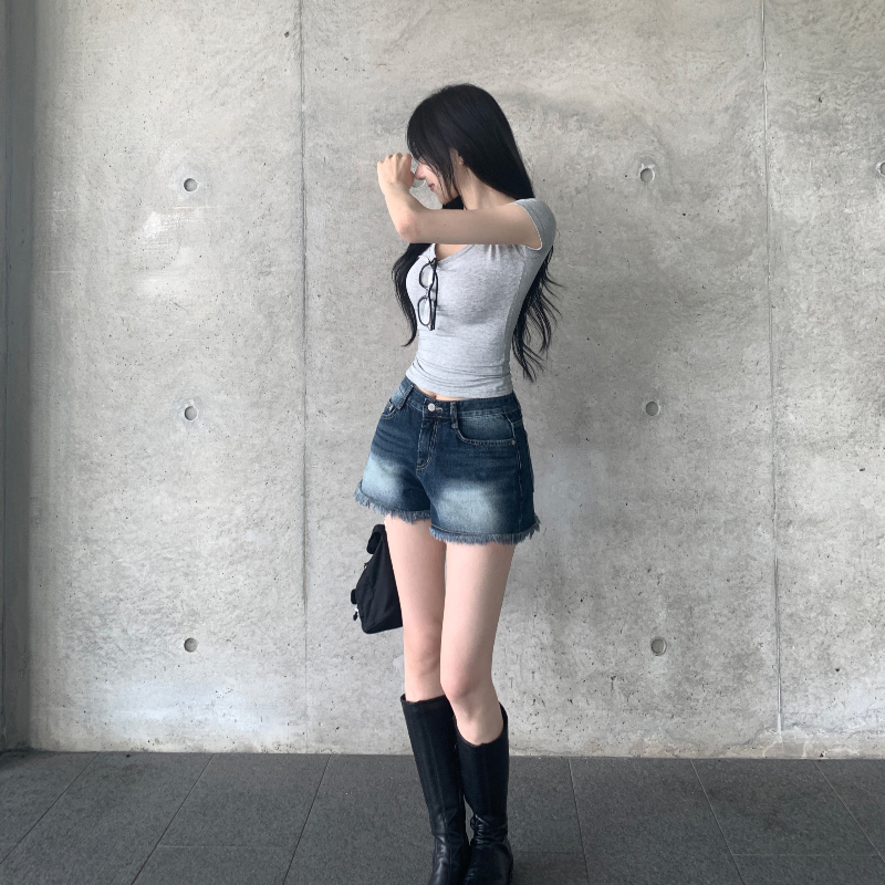 반팔 티셔츠 모델 착용 이미지-S1L23